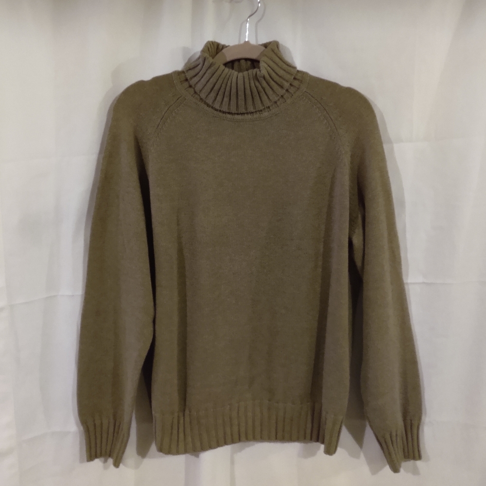 Pria Women's XL  Taupe Turtleneck Sweater